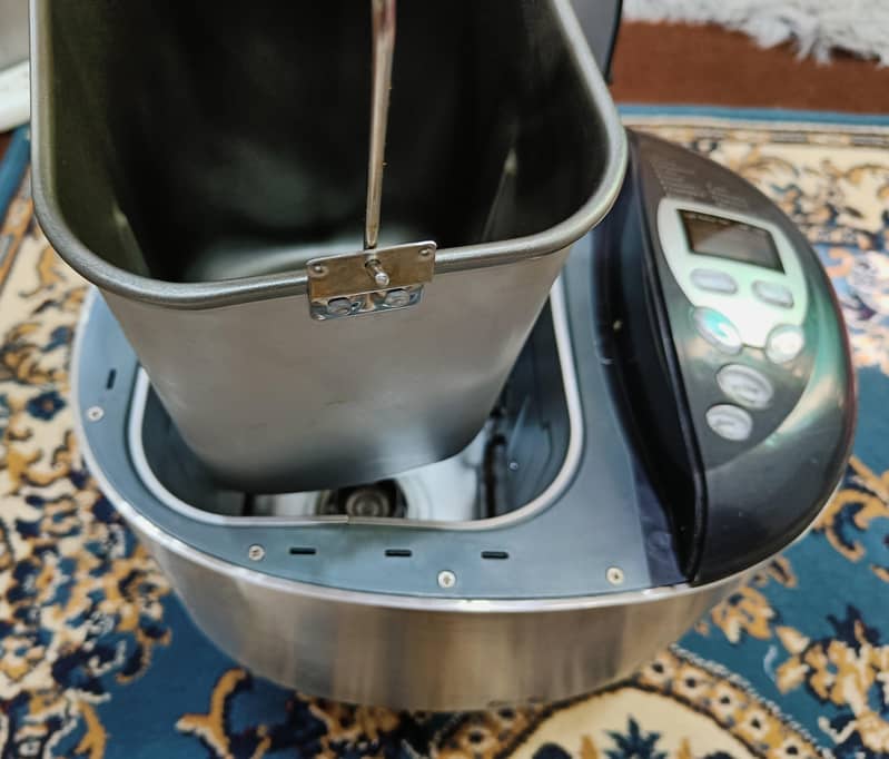 Dough maker 9