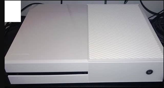 Xbox One Console Used – Excellent Condition without Controller 0