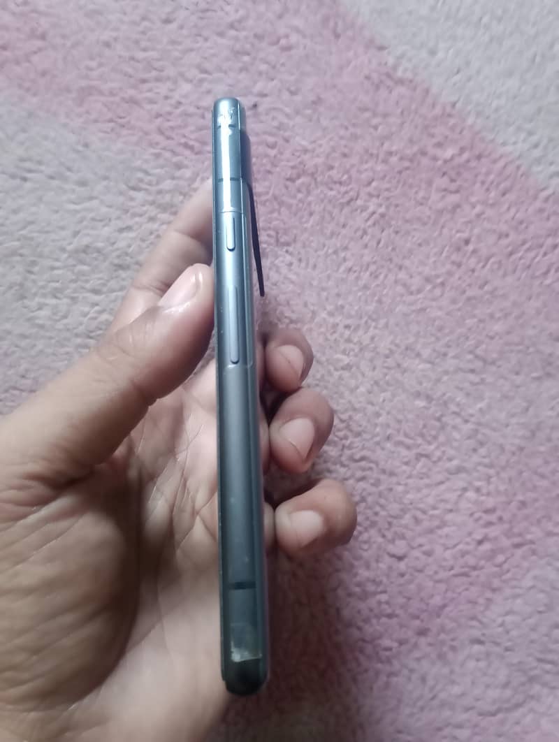 Google Pixel 7a 5