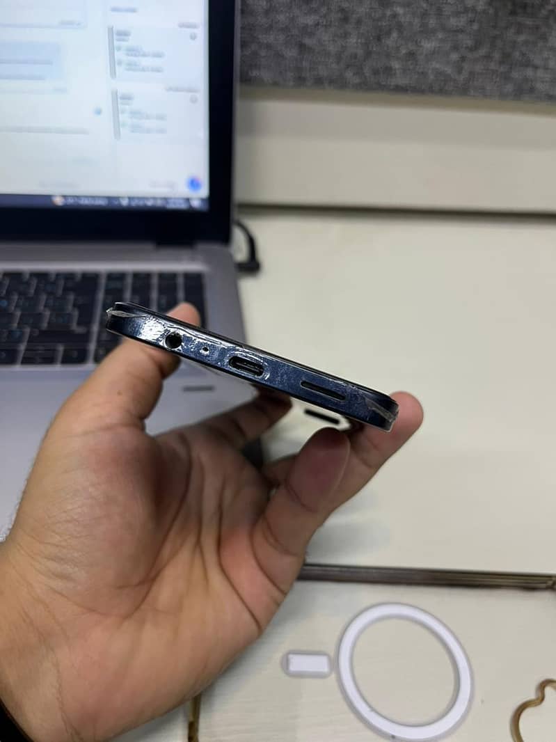 Samsung Mobile A07 4