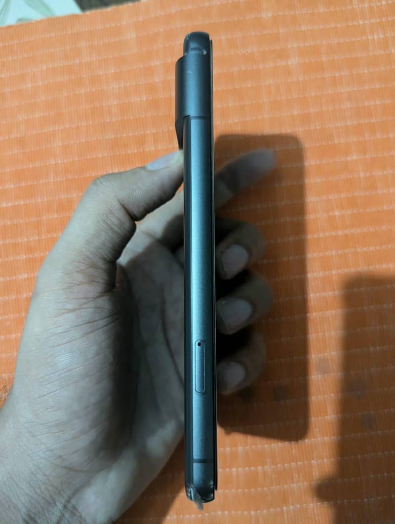 Google Pixel 8 3