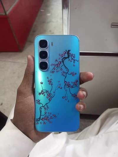 infinix hota 60pro 10/9 all ok with charger 8/128