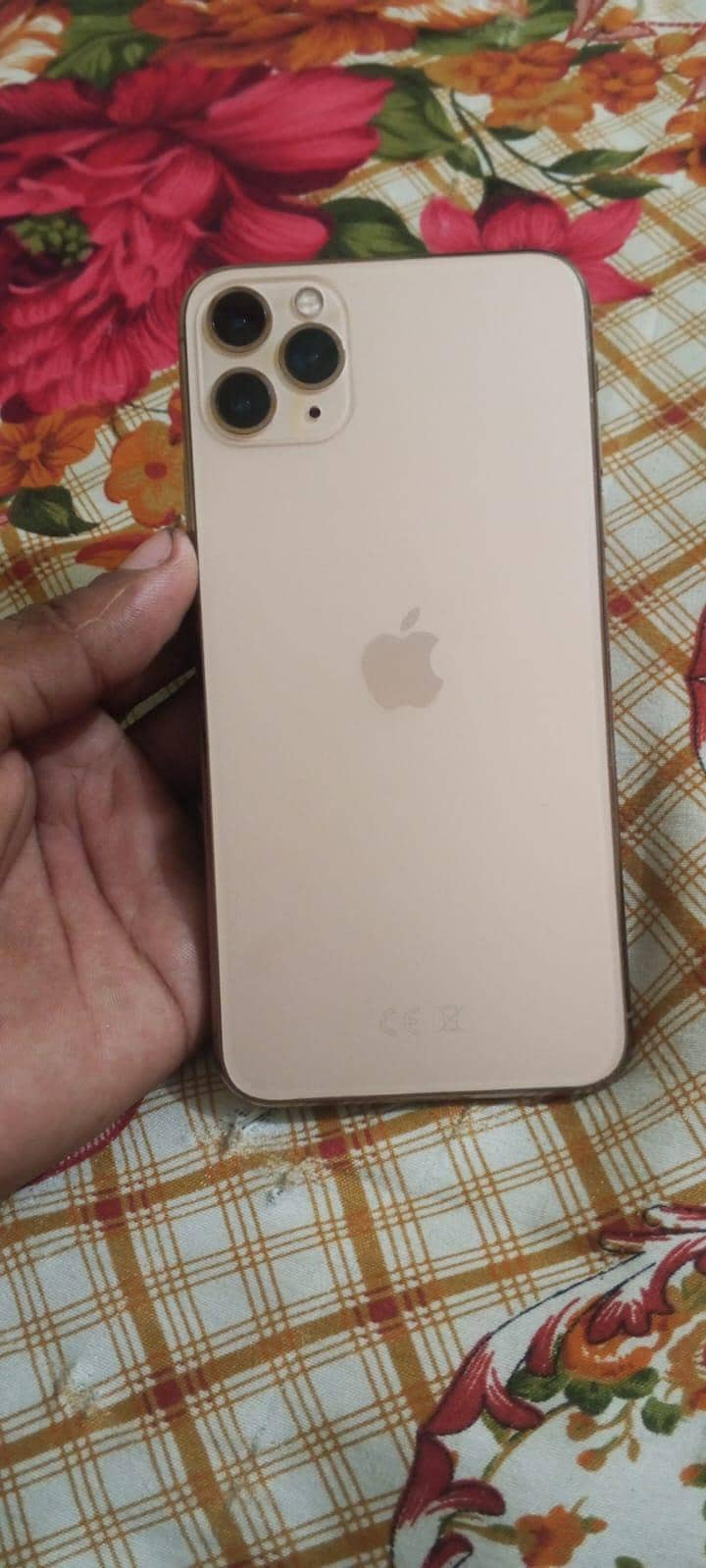 Apple iPhone 11 Pro Max 5
