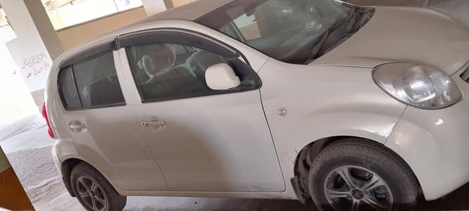 Toyota Passo 2011