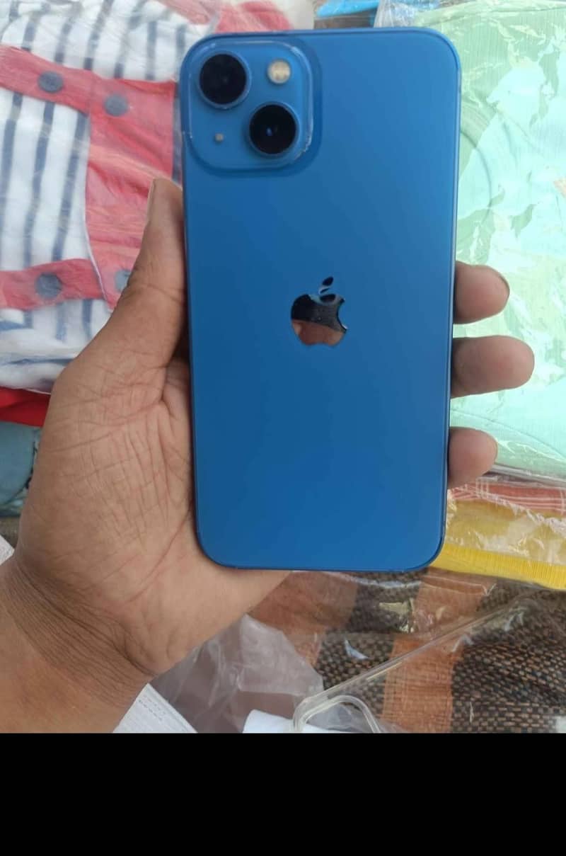 Apple iPhone 13 1