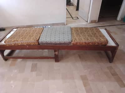 3 seater sethi in good condition