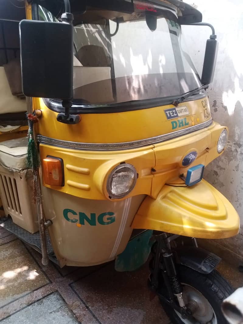 Auto rickshaw 0