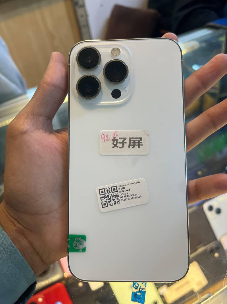 Apple iPhone 13 Pro 0