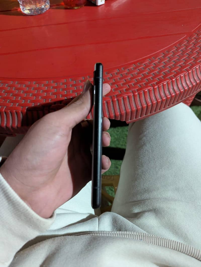 Google Pixel 6a 4