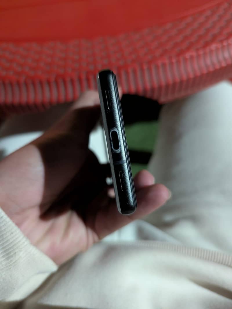 Google Pixel 6a 5