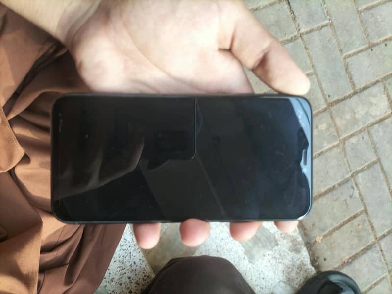 Apple iPhone 11 Pro 1