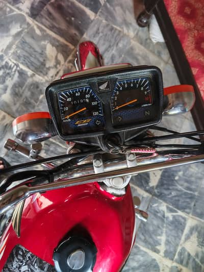 Honda CG 125 2025