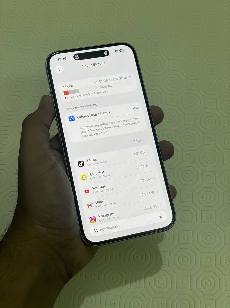 Apple iPhone 15 plus 3