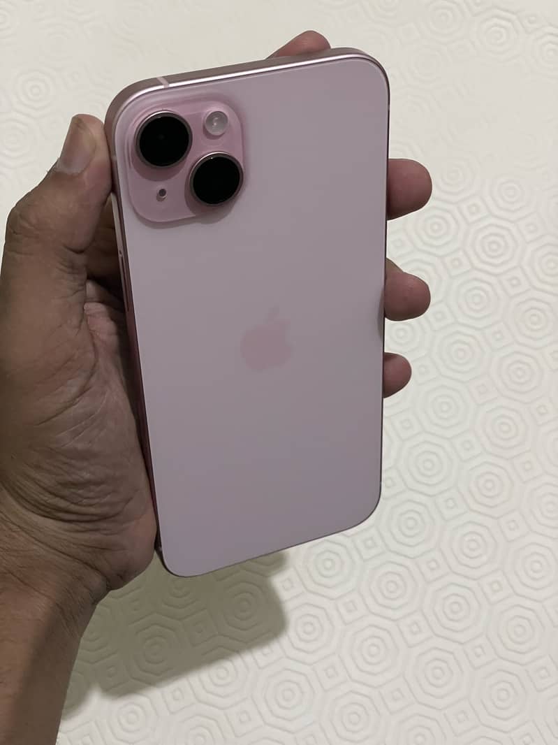 Apple iPhone 15 plus 8