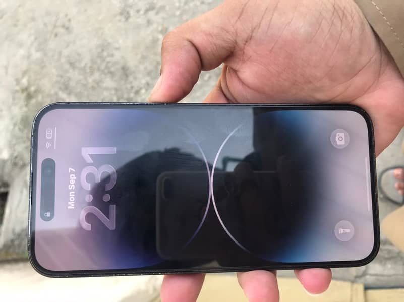 Apple iPhone 14 Pro Max 4