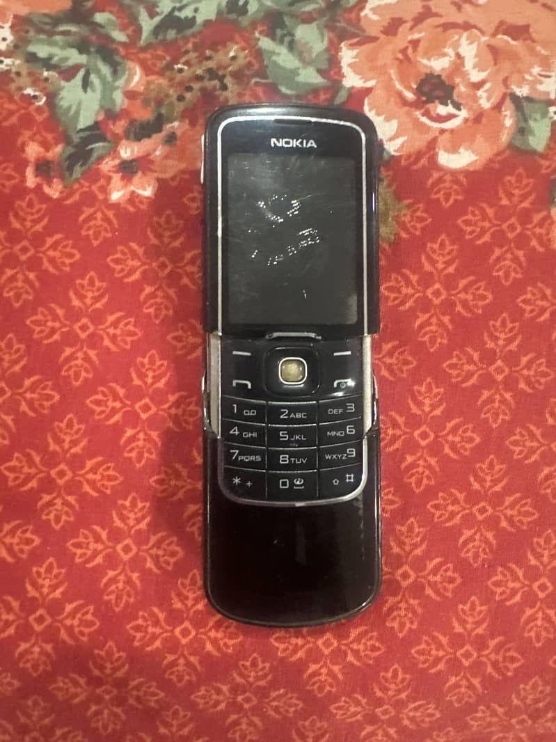 Nokia 8600 same condition 1