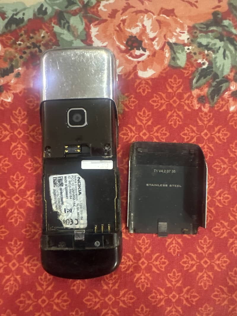 Nokia 8600 same condition 3