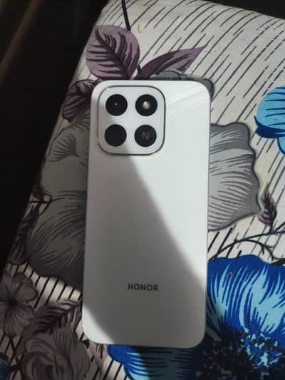 honor x6c  with box and original charger