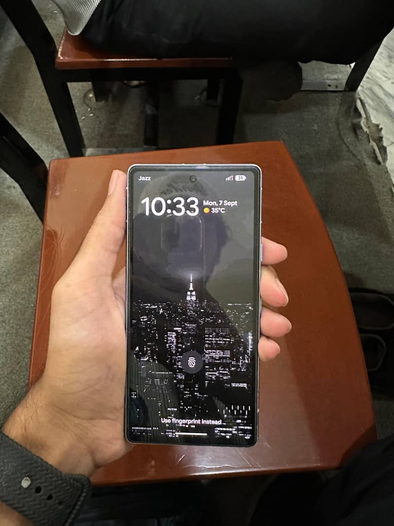 Google Pixel 7a 1