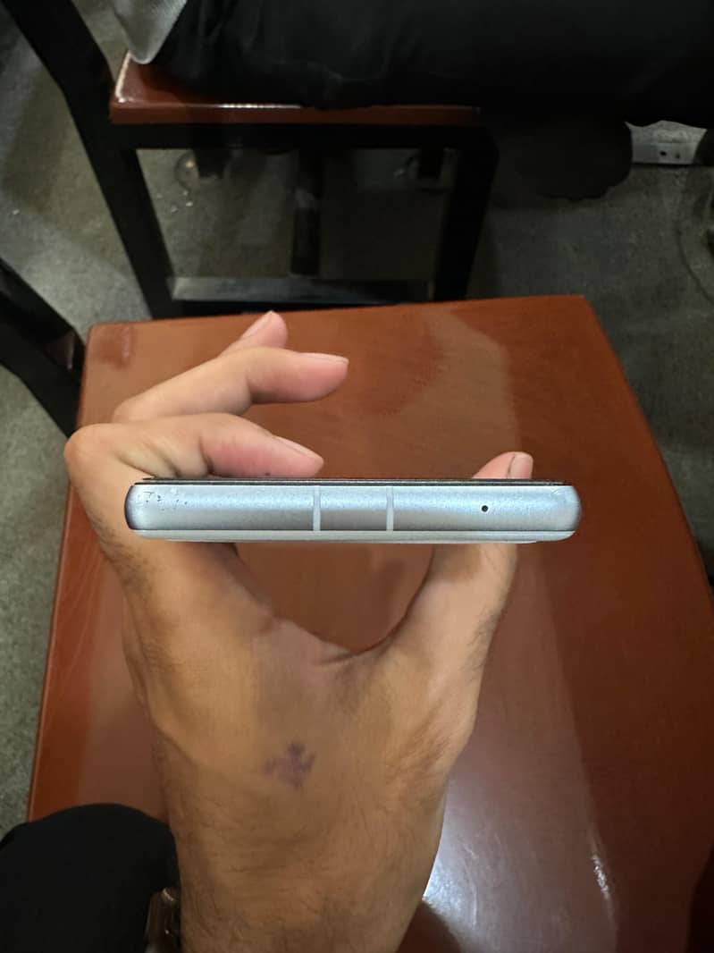 Google Pixel 7a 6