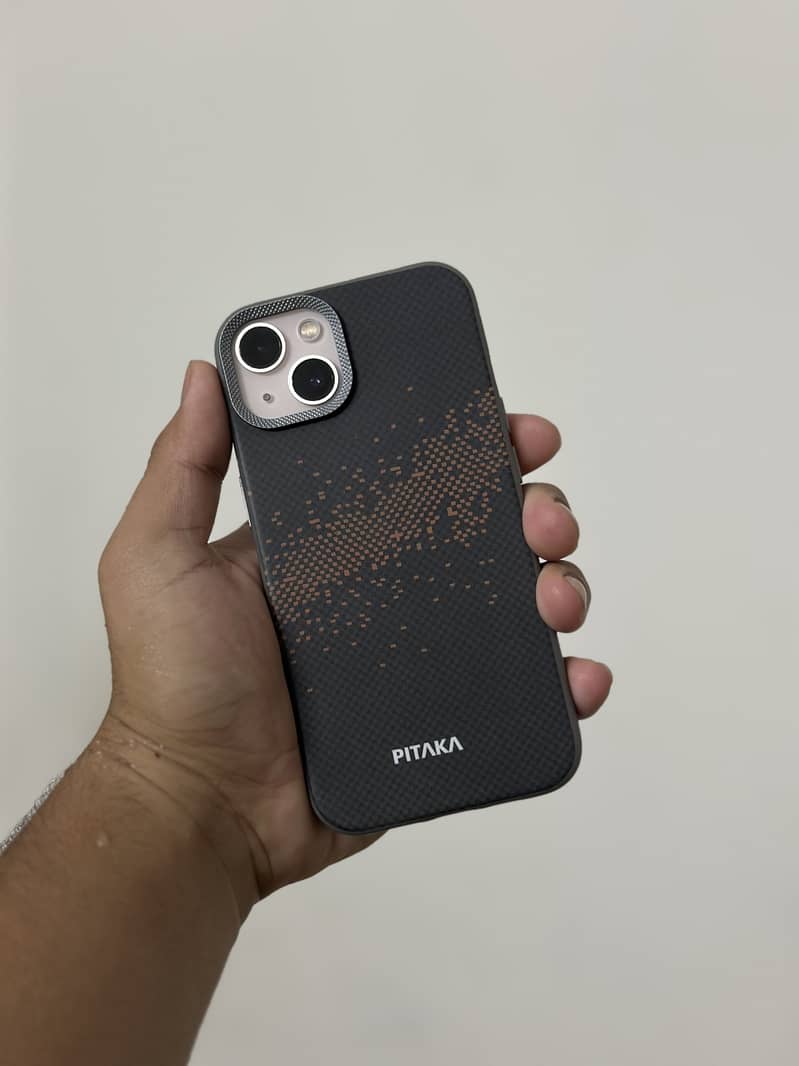 Apple iPhone 13 0