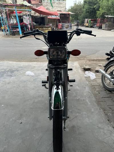 CG 125