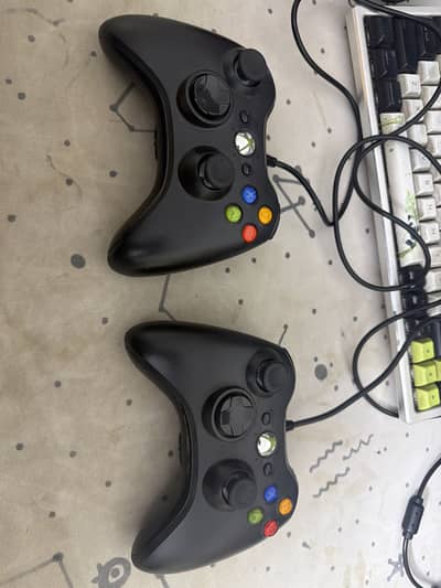 2 Xbox controller. Wired