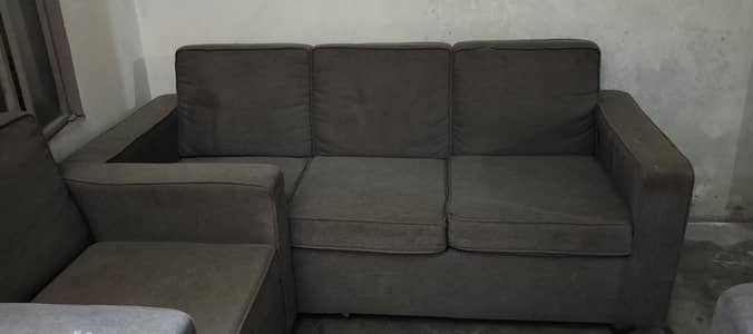 6 Seater Beautiful Sofa Set – Good Condition