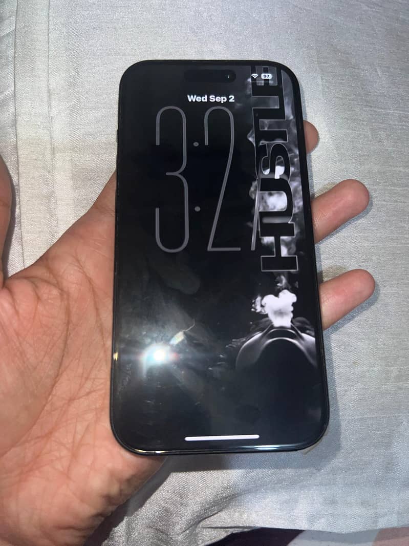 Apple iPhone 15 4
