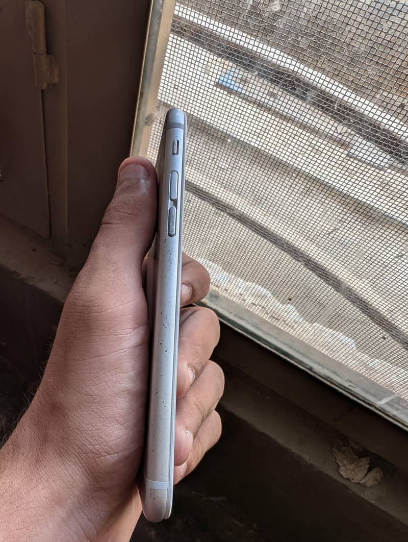Apple iPhone 6 1