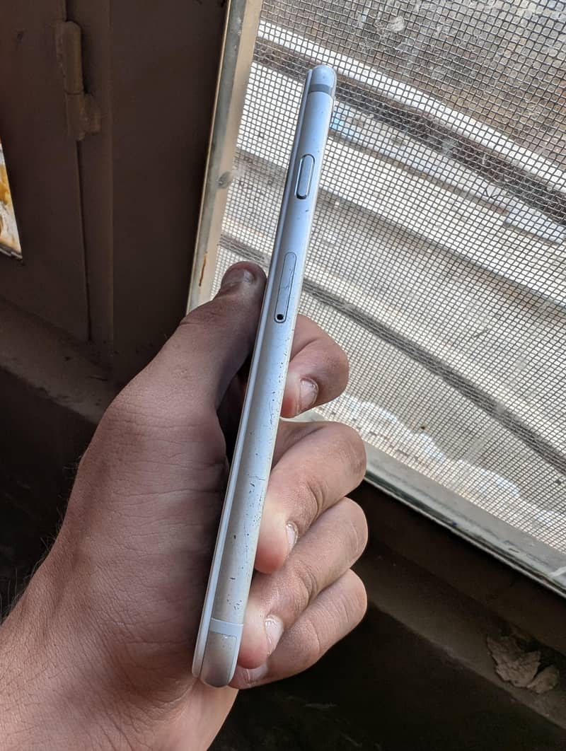 Apple iPhone 6 2