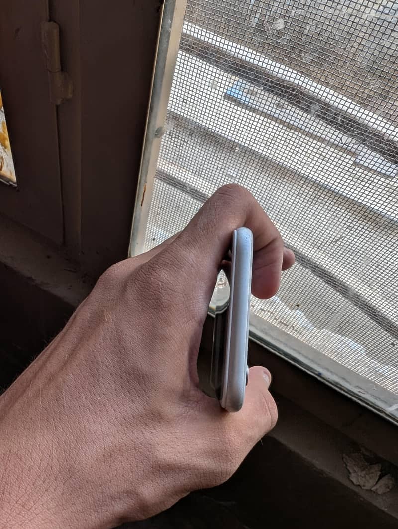 Apple iPhone 6 3