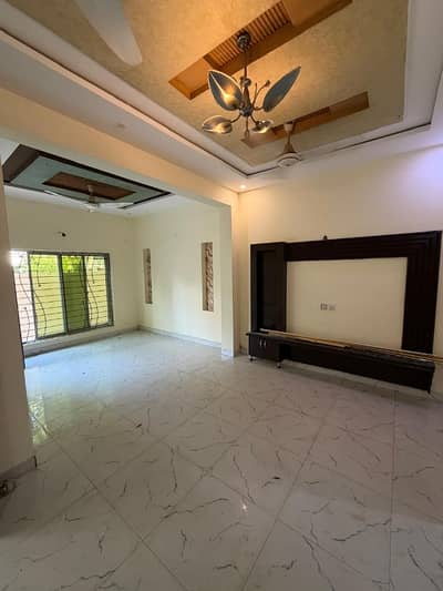 5 marla new type house for sale wapda town ph1 block g2 facing park 40 fit road