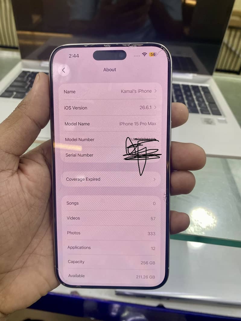 Apple iPhone 15pro max 2