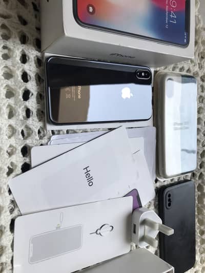 iPhone x black colour like new condition