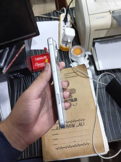 17 pro max factory unlock