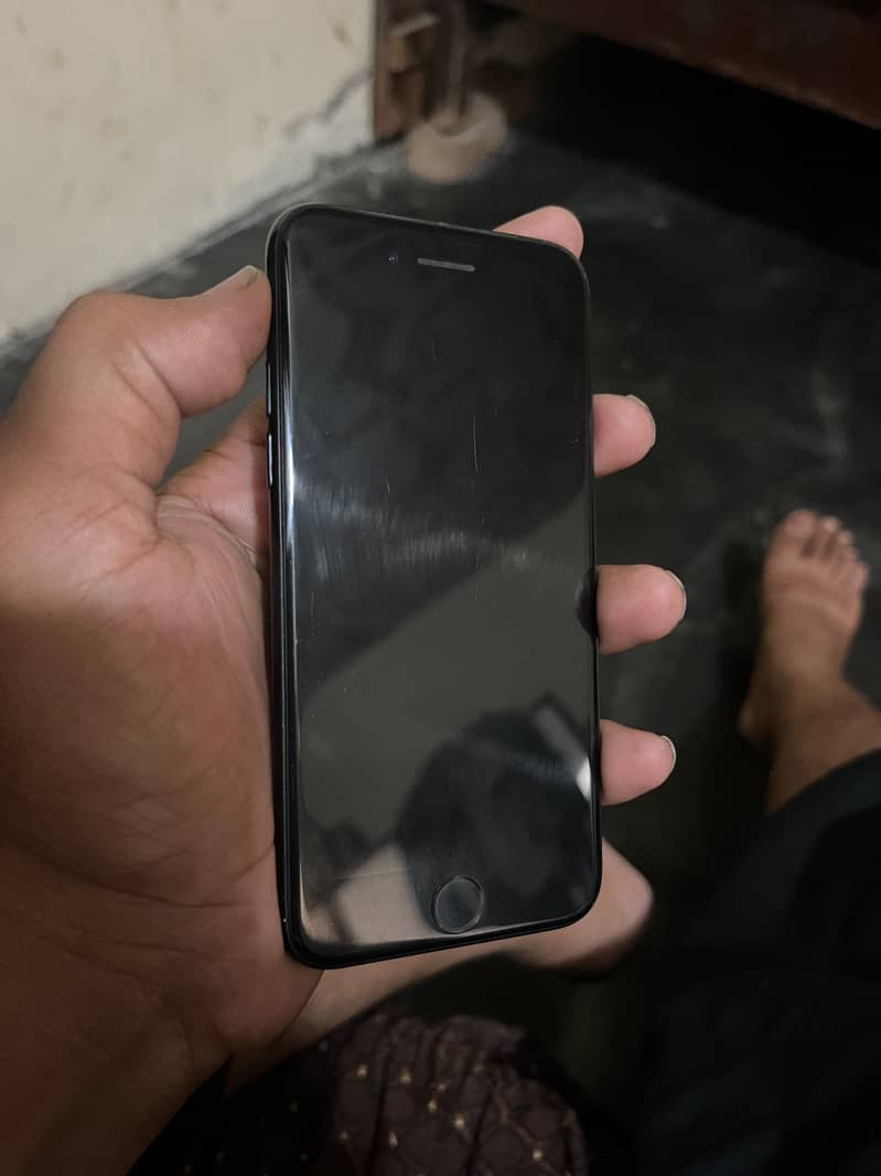 iPhone SE 1