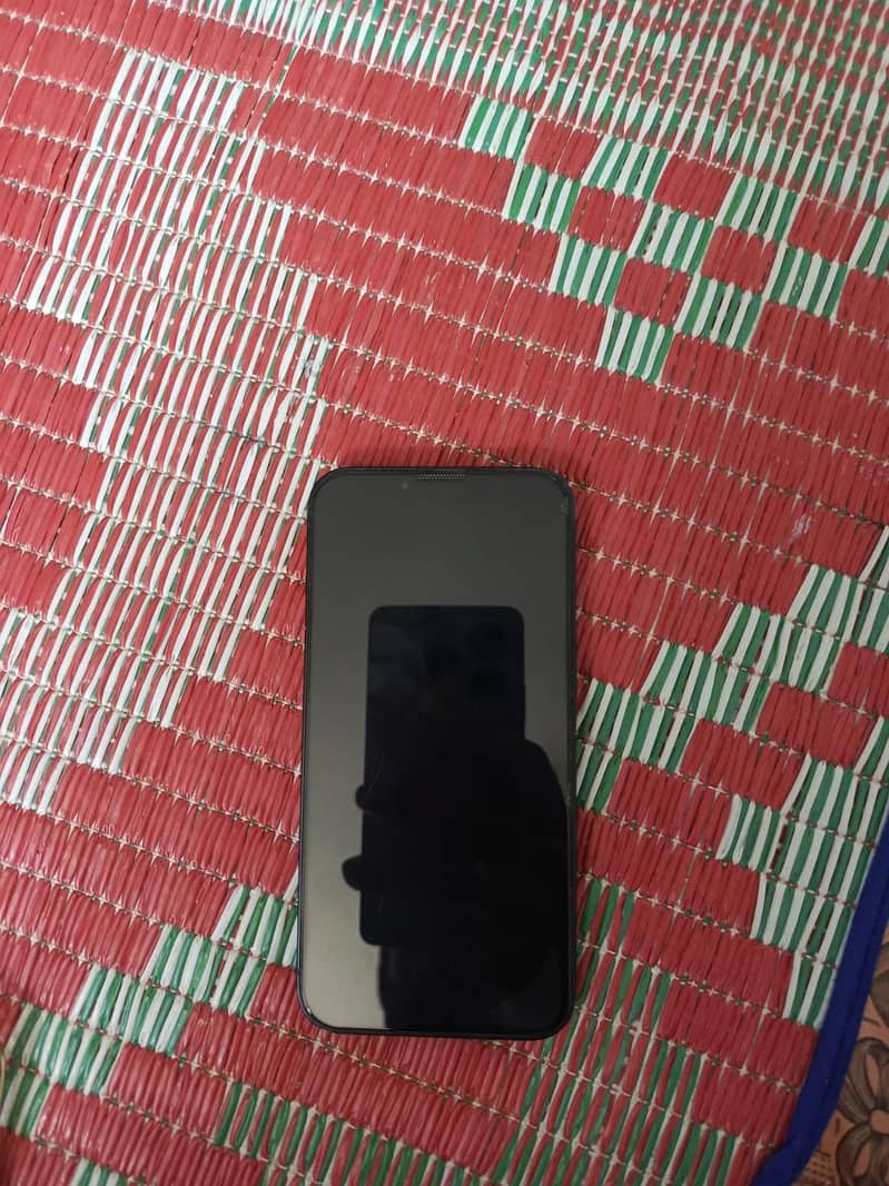 Apple iPhone 13 3