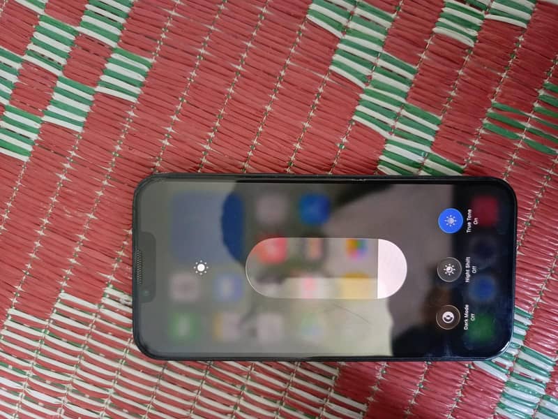 Apple iPhone 13 6
