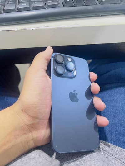 iPhone 15 pro jv 256