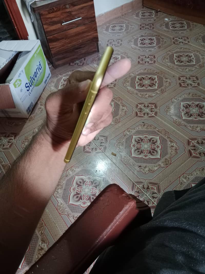 Apple iPhone 11 2