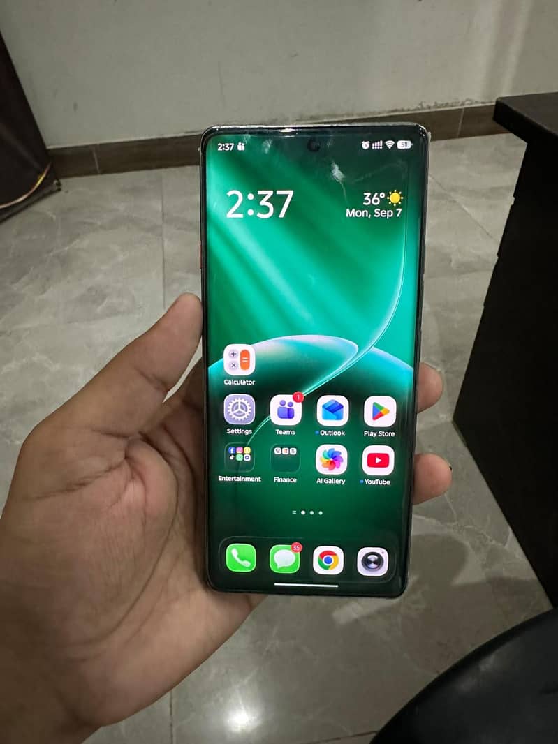 Tecno CAMON 40 Pro 3