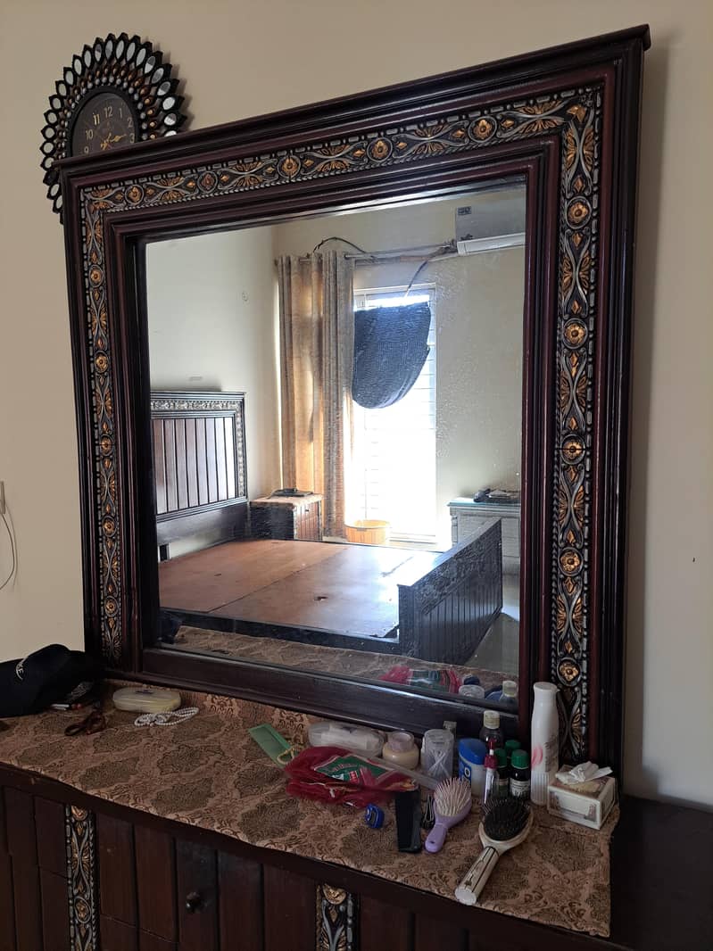 Complete Bed set (with side tables, dressing) 2