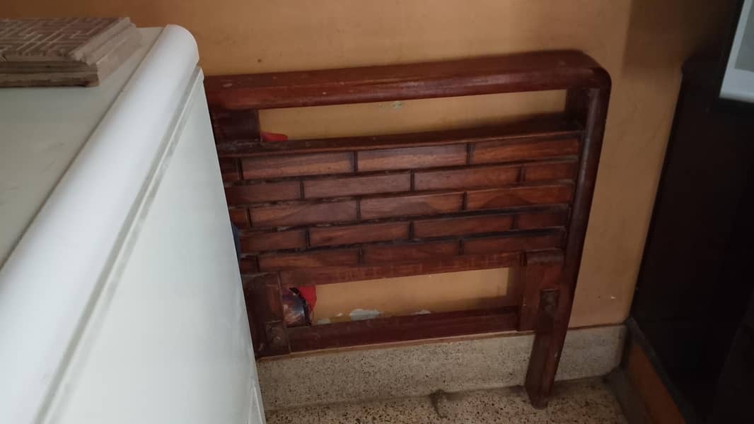 single double beds juri 2