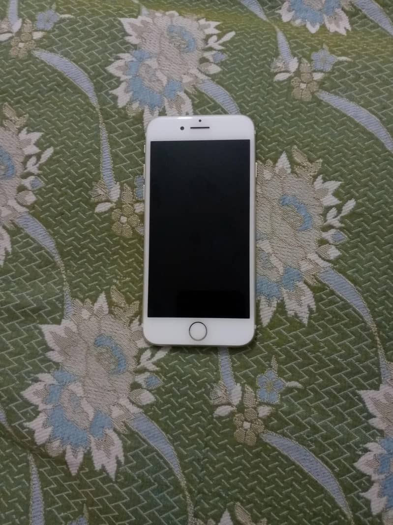 Apple iPhone 7 2