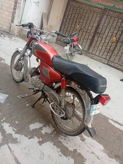 united bike urgent sale