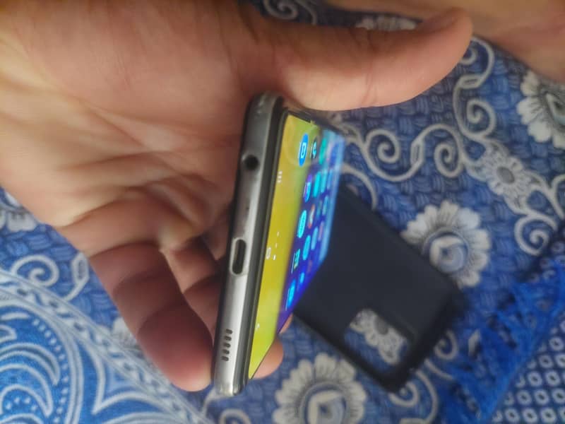 Samsung Mobile A72 4