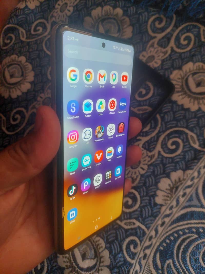 Samsung Mobile A72 6