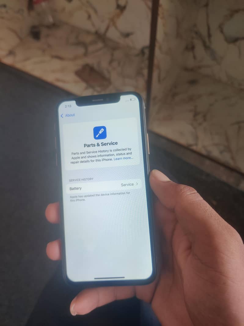 Apple iPhone XS 4