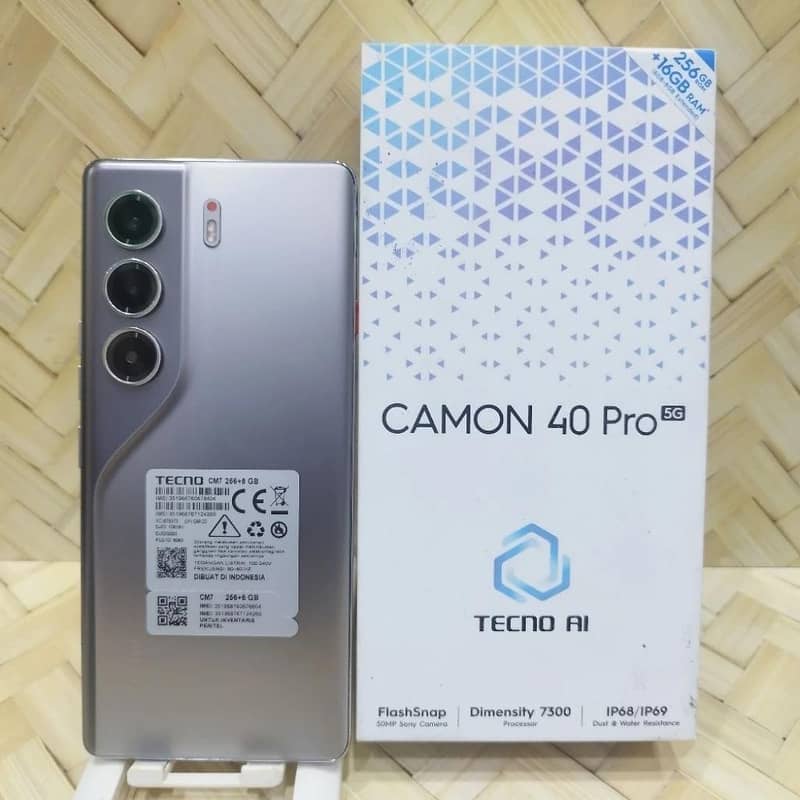 Tecno CAMON 40 Pro 1